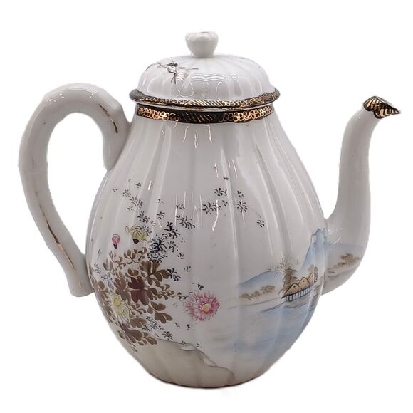 Vintage Japanese Lake Floral Birds Porcelain Lidded Teapot Tea Hand Painted - Picture 2 of 13